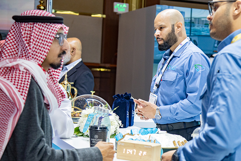 Exhibitor visitor Seatrade Maritime