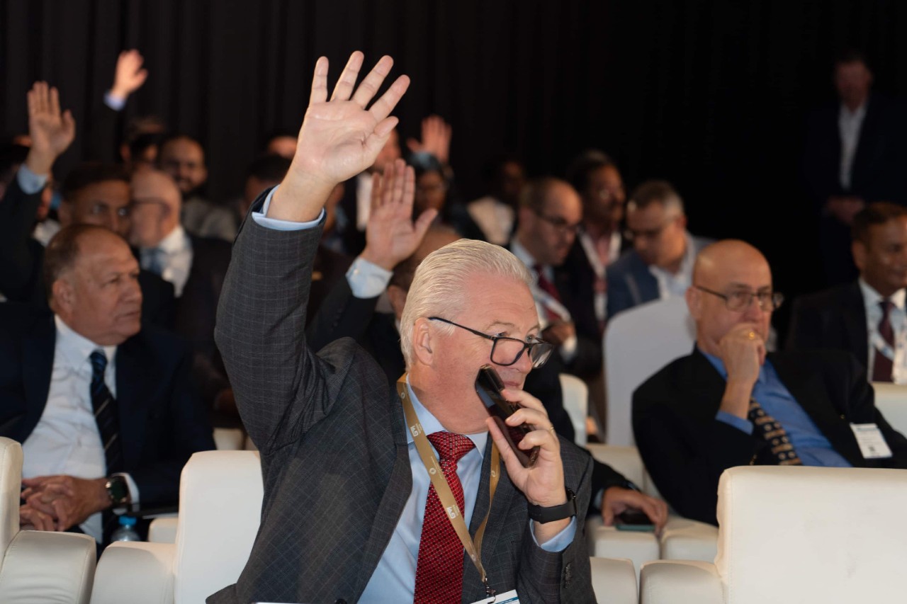 conference-audience-raising-hands